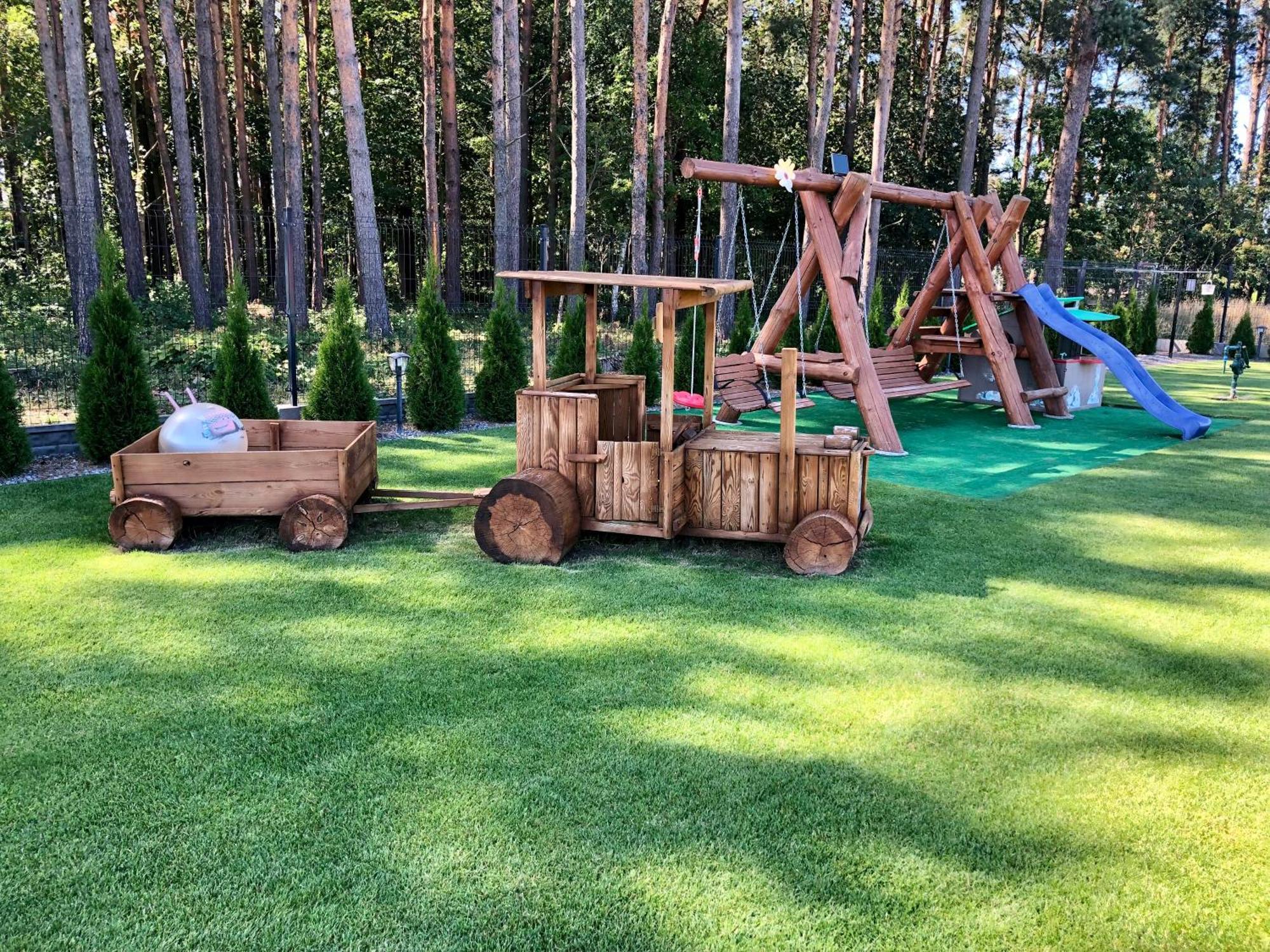 Dom Wakacyjny Zloto Polnocy Na Wylacznosc, Parking, Plac Zabaw, Tarasy Karwieńskie Błoto 외부 사진